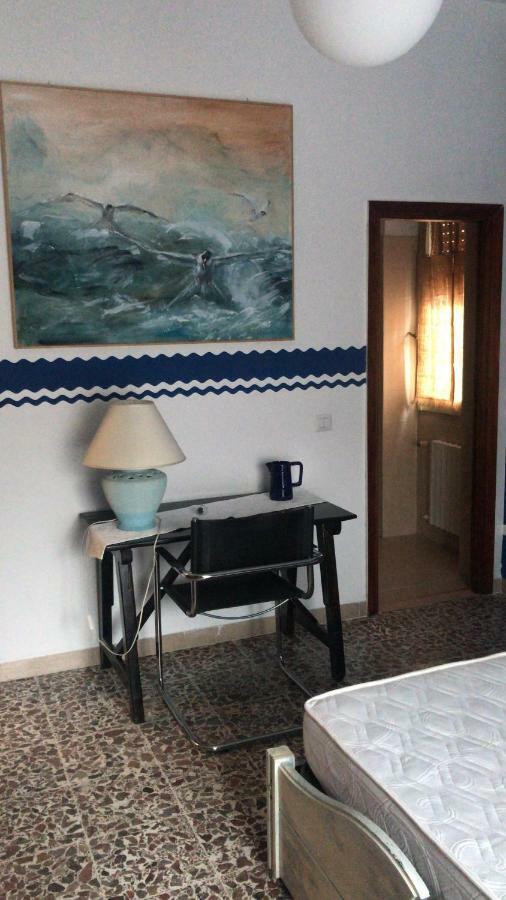Hotel Viale Italia 41: I Migliori Anni Sassari Exterior foto