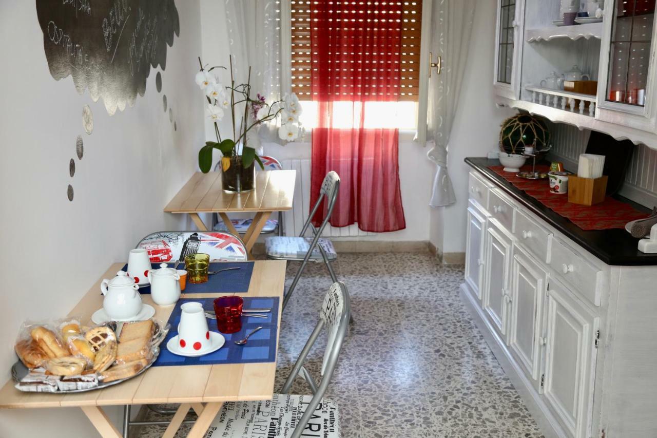 Hotel Viale Italia 41: I Migliori Anni Sassari Exterior foto